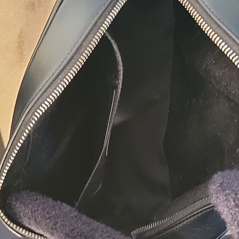 Yves Saint Laurent YSL Crossbody - Picture 8 of 8